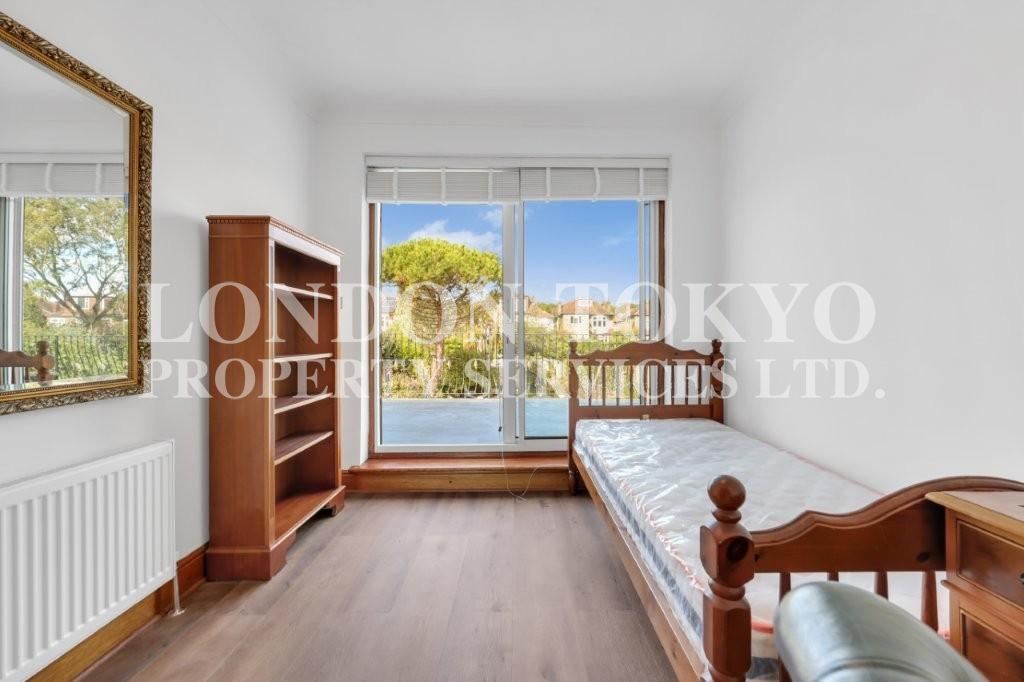 Longland Drive N20 :: London-Tokyo Property Service